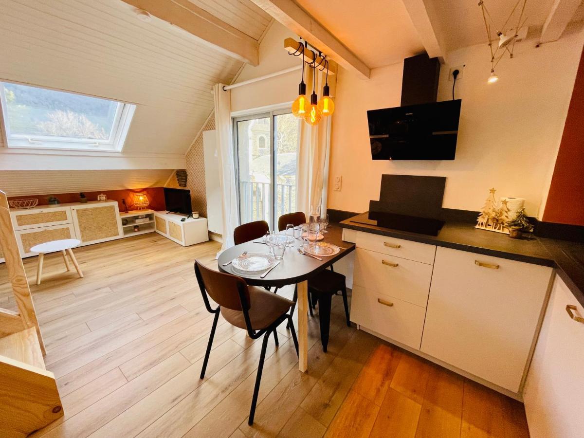 Charmant Appartement Idealement Situe Сен-Лари-Сулан Екстериор снимка